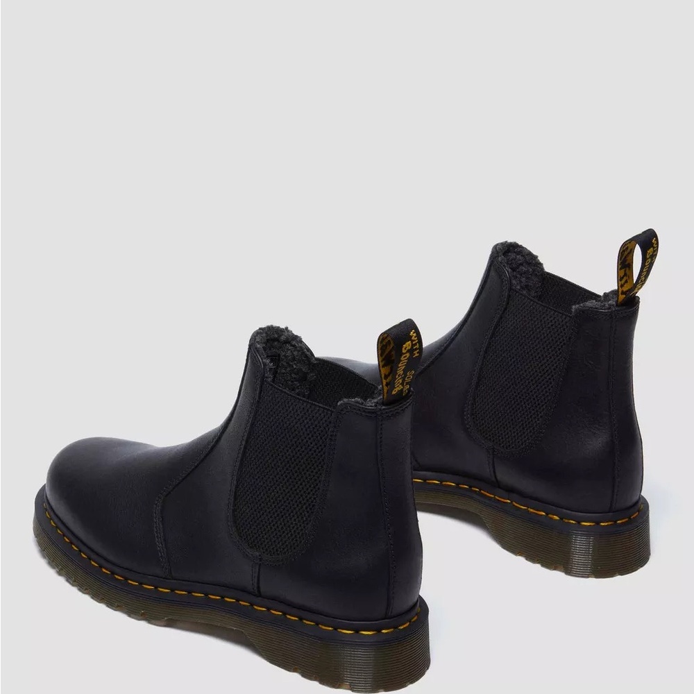 MDr. Martens 2976 GRIZZLY FLEECE LINED CHELSEA BOOTS. M 7/W 8. NEW - Picture 3 of 9